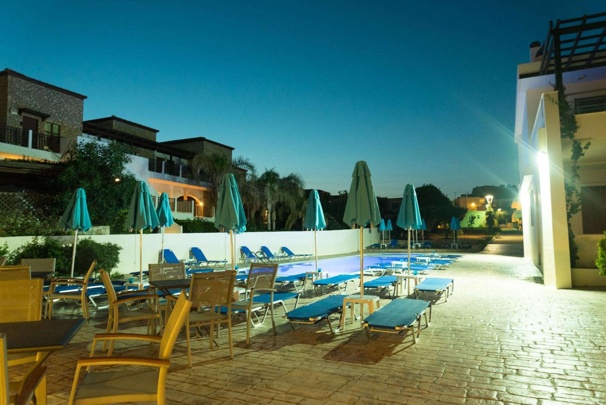 Amaryllis Front Beach Hotel Lardos Esterno foto