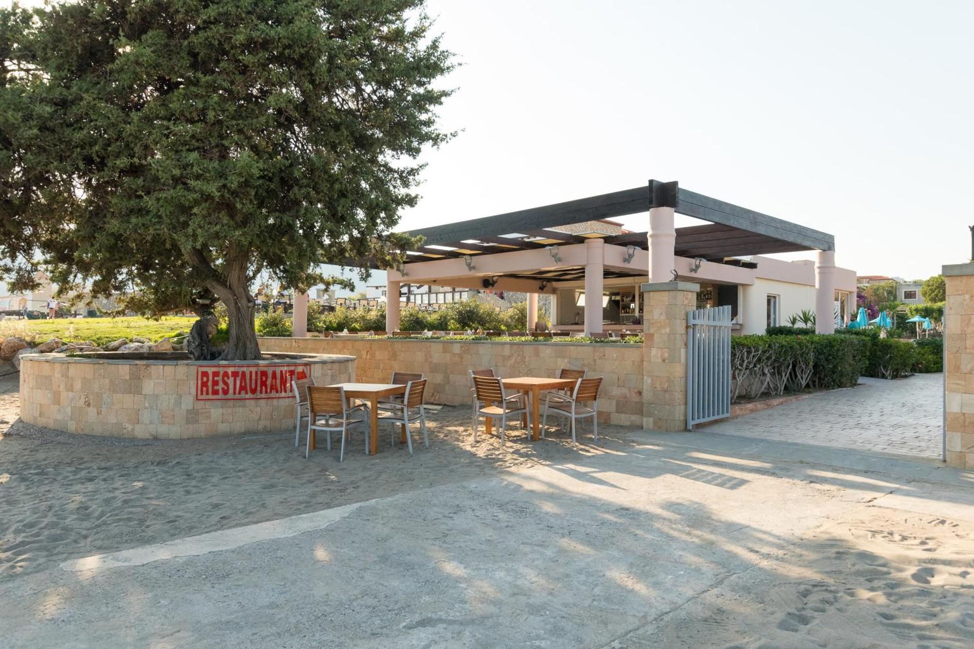 Amaryllis Front Beach Hotel Lardos Esterno foto