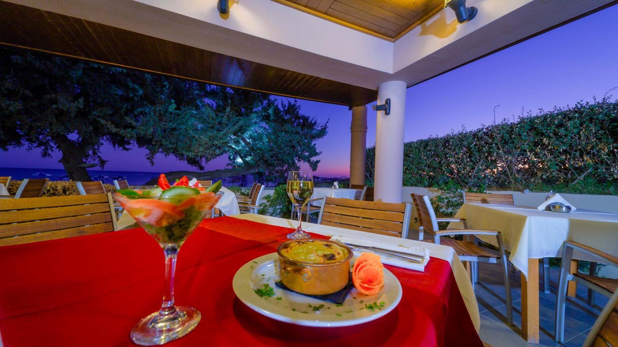 Amaryllis Front Beach Hotel Lardos Esterno foto